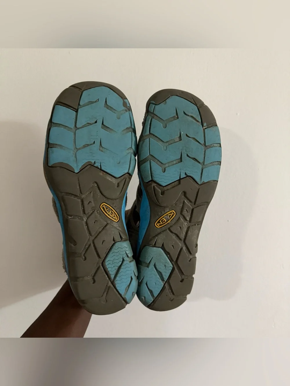 KEEN Cypress Women’s Size 5 Gray Blue Waterproof Hiking Sandals
